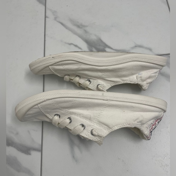 Madden Girl White Lace-Up Sneakers with Patterned Heel Size 9 - Picture 10 of 13